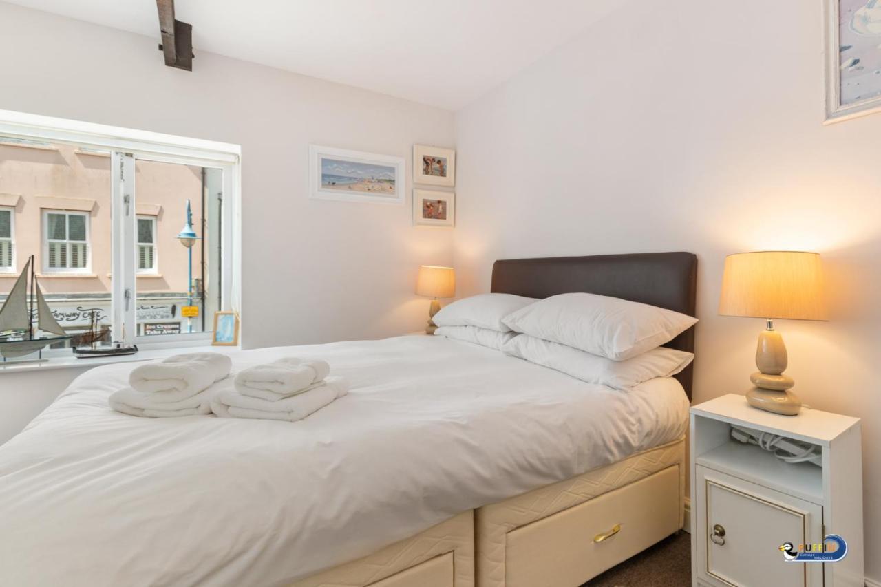Kilmore - Beach Front House, Direct Beach Access, Spectacular Sea Views 손더스풋 외부 사진